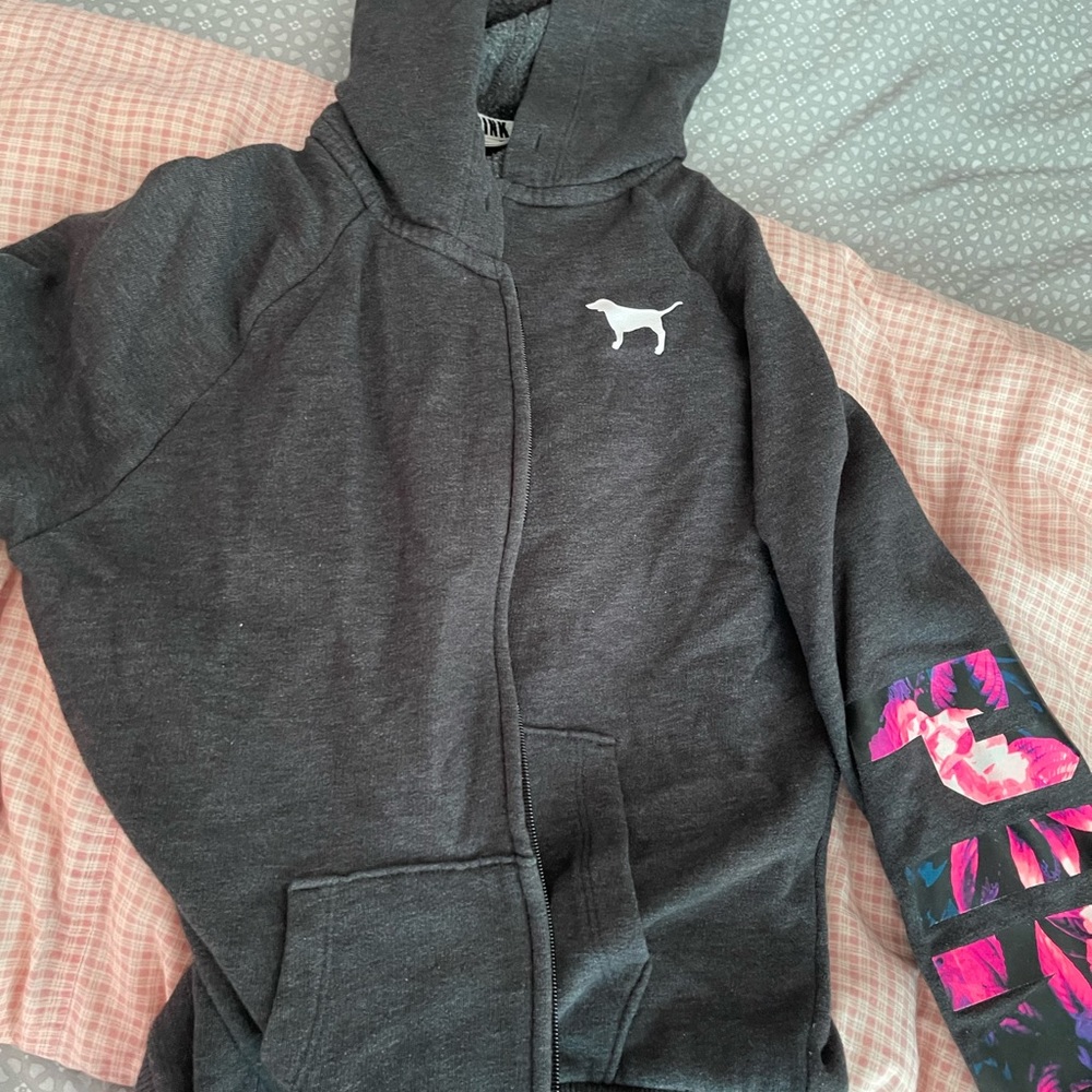 PINK VS SWEATER